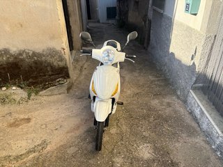 Bicimoto Eléctrica Scooter Sin Carnet