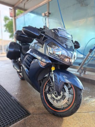 Kawasaki 1400 GTR
