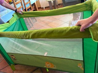 Cuna de viaje plegable verde