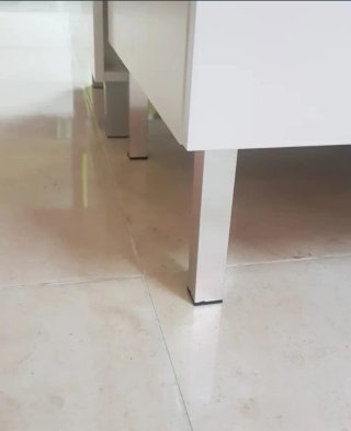 MUEBLE DE BAÑO Y ESPEJO DE DISEÑO CON FOCO