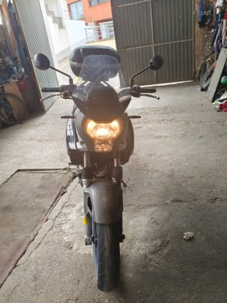 Aprilia Pegaso Strada 650 2006