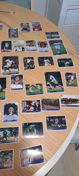 Colección Cromos Real Madrid 2000-2001