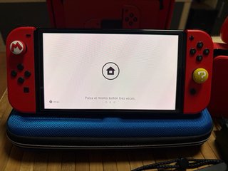 Nintendo Switch OLED Edición Mario Roja