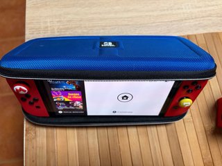 Nintendo Switch OLED Edición Mario Roja