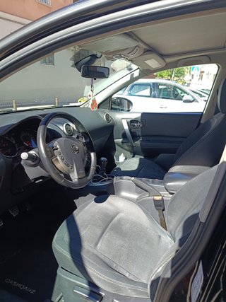 Nissan Qashqai+2 2010