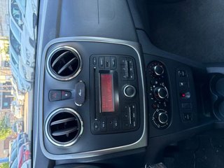 Dacia Logan MVC Laureate dCi 90
