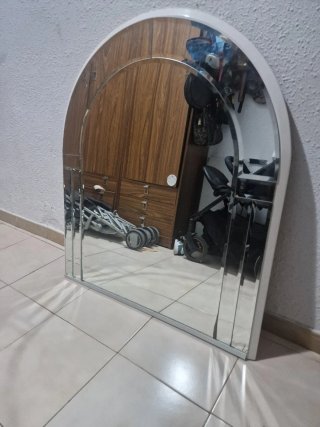 Espejo Arqueado Blanco y Plateado