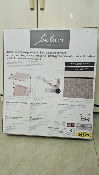 Sdraio da spiaggia con ruote e parasole
