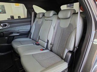 Kia Sorento 1.6 T-GDi HEV Emotion 4x2 7pl