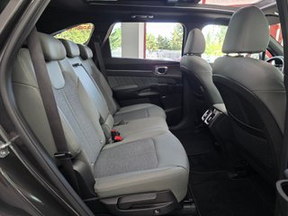 Kia Sorento 1.6 T-GDi HEV Emotion 4x2 7pl