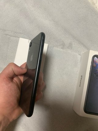 iPhone XR 64GB