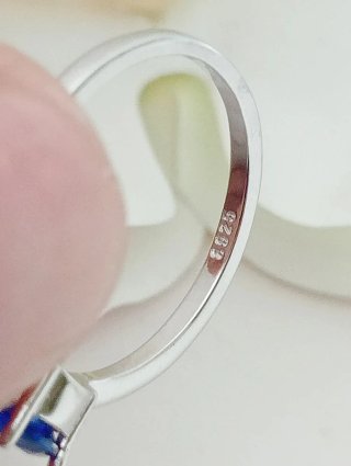 Anillo circonia color zafiro Plata Ley 925.