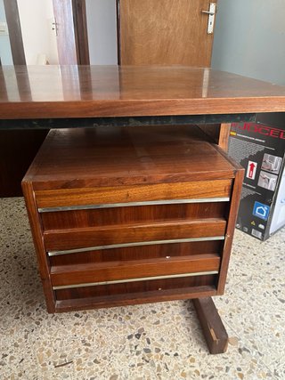 Mesa de escritorio vintage de madera