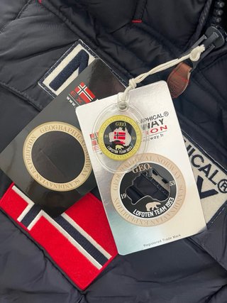 Abrigo Geographical Norway Talla M. Con etiqueta