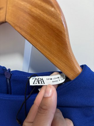 Body Zara azul con detalle hombro elastizado