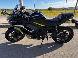 Kawasaki Ninja 650 A2 Negra y Verde