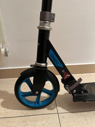 Patinete Oxelo Negro y Azul
