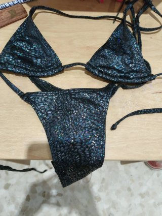 Bikini Triángulo Tanga Negro