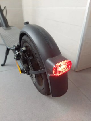 Patinete Eléctrico Casi Nuevo