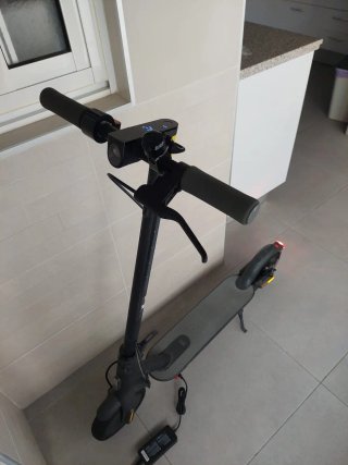 Patinete Eléctrico Casi Nuevo
