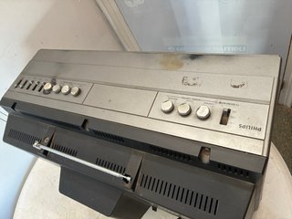 Philips Radio TV Cassette 10CX1130