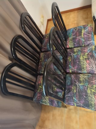 Mesa cristal comedor y 6 sillas lacado negro