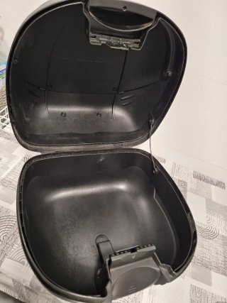 Caja Baúl Moto SHAD 29L Casco Negro
