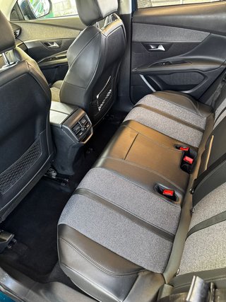 PEUGEOT 3008 Hybrid 225 eEAT8