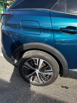 PEUGEOT 3008 Hybrid 225 eEAT8