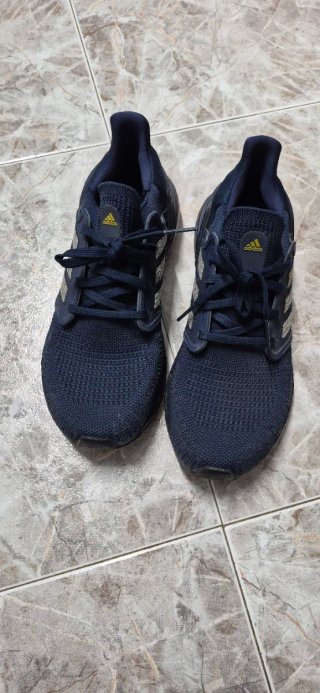 Zapatillas Adidas chico azul y dorado