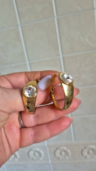Orecchini cerchio con cristallo oro