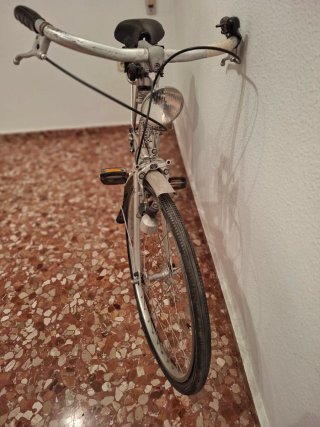 Bicicleta antigua de Aluminio con Marchas