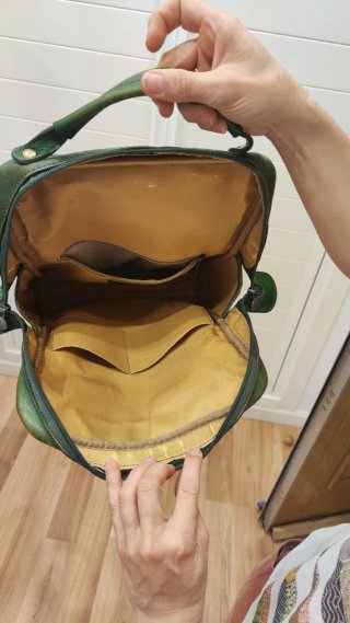 Mochila de cuero italiana verde