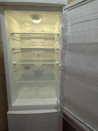 Nevera Smeg Blanca No Frost 185x60cm