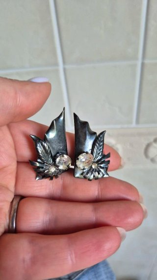 Orecchini neri con strass