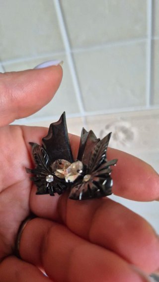 Orecchini neri con strass