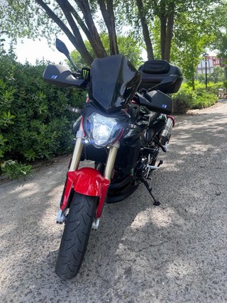 BMW F800R 2017 Negra/Roja