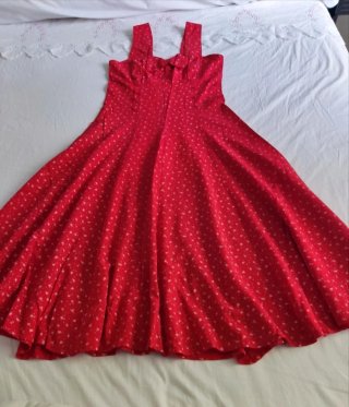 Vestido Rojo Tirantes Anchos. Vintage Dressing.
