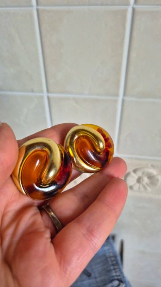 Orecchini grandi color oro e marrone