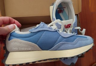 Zapatillas deportivas New Balance.