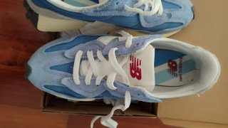 Zapatillas deportivas New Balance.