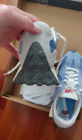 Zapatillas deportivas New Balance.