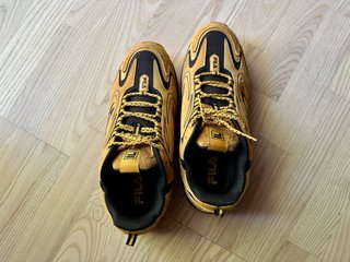 Zapatillas FILA (Talla 44)