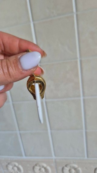Orecchini pendenti oro e bianchi
