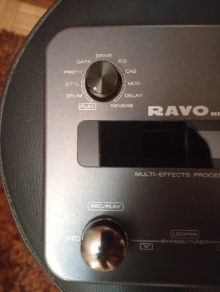 Pedal Multiefectos Hotone Ravo guitarra eléctrica