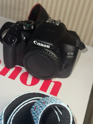 Canon EOS 1300D + Objetivo 18-55mm