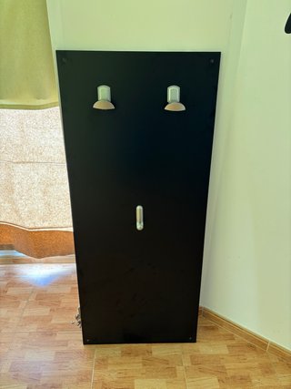 Perchero de pared.