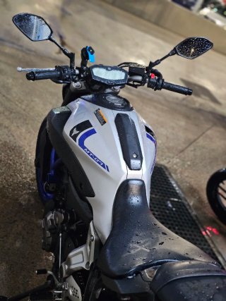 Yamaha MT-07 Azul/Plata