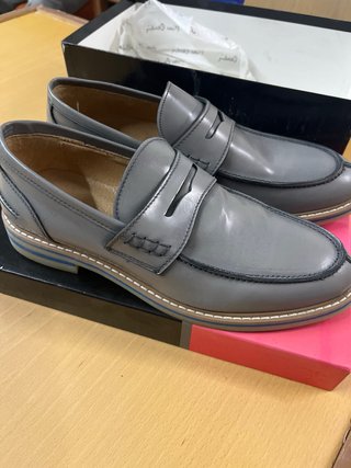 Zapatos Pierre Cardin grises