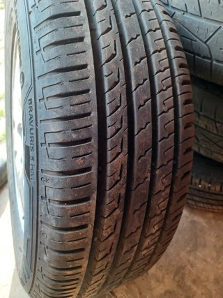 Neumáticos 215/65 R16 V XL